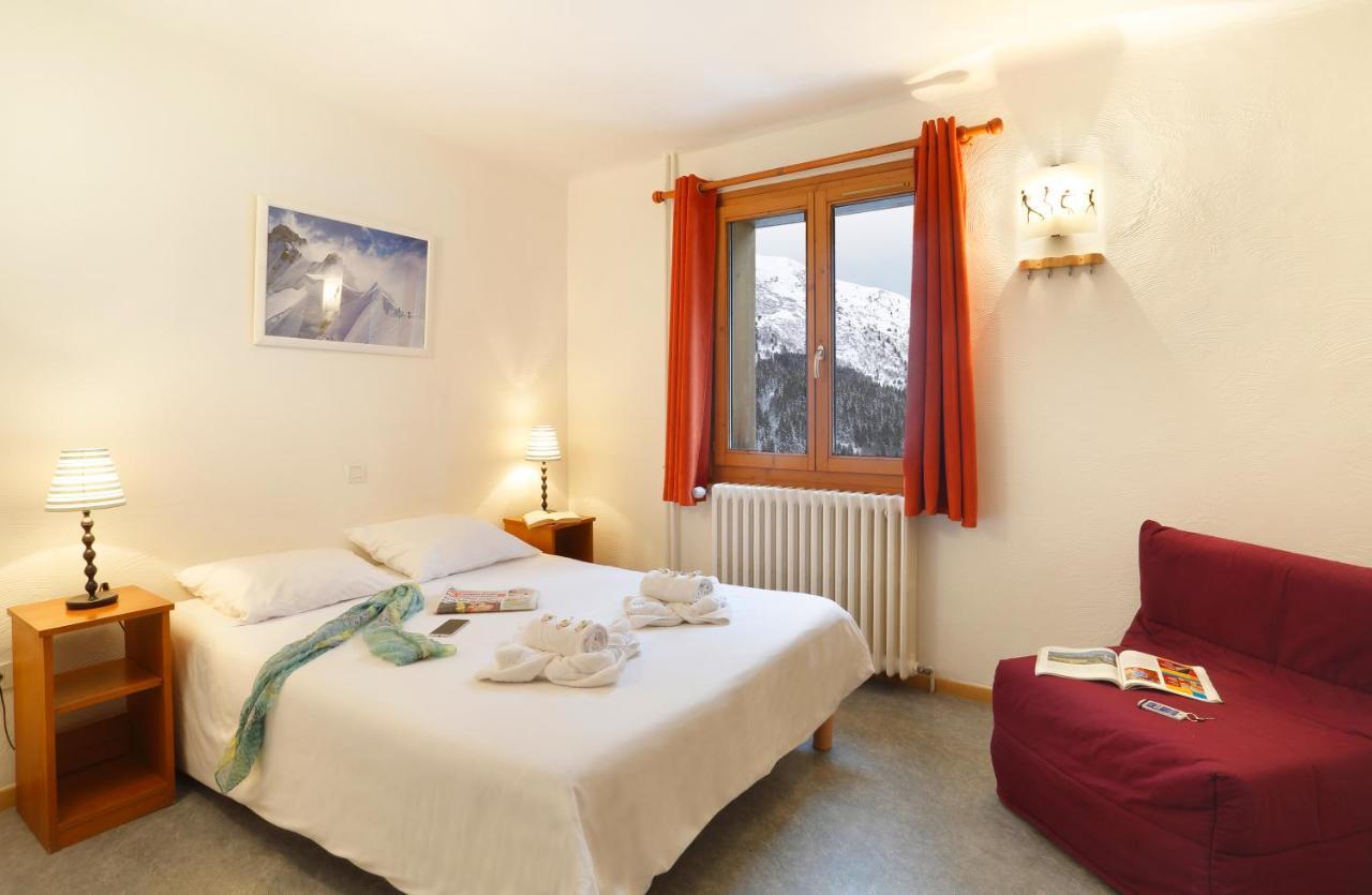 מריבל Hotel Le Genepi מראה חיצוני תמונה
